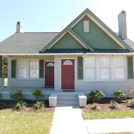 Lawrence Village Bed And Breakfast Swainsboro エクステリア 写真
